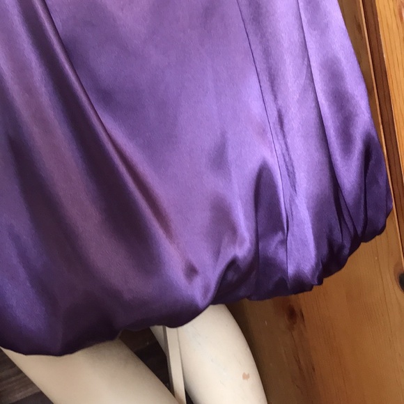 DAVIDS BRIDAL AUBERGINE BUBBLE HEM DRESS - Picture 5 of 12
